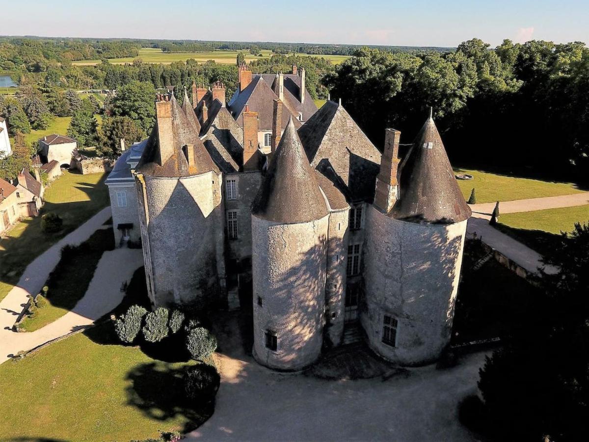 L'Etape Des Chateaux Le 2 Bis 卢瓦尔河畔默恩 外观 照片